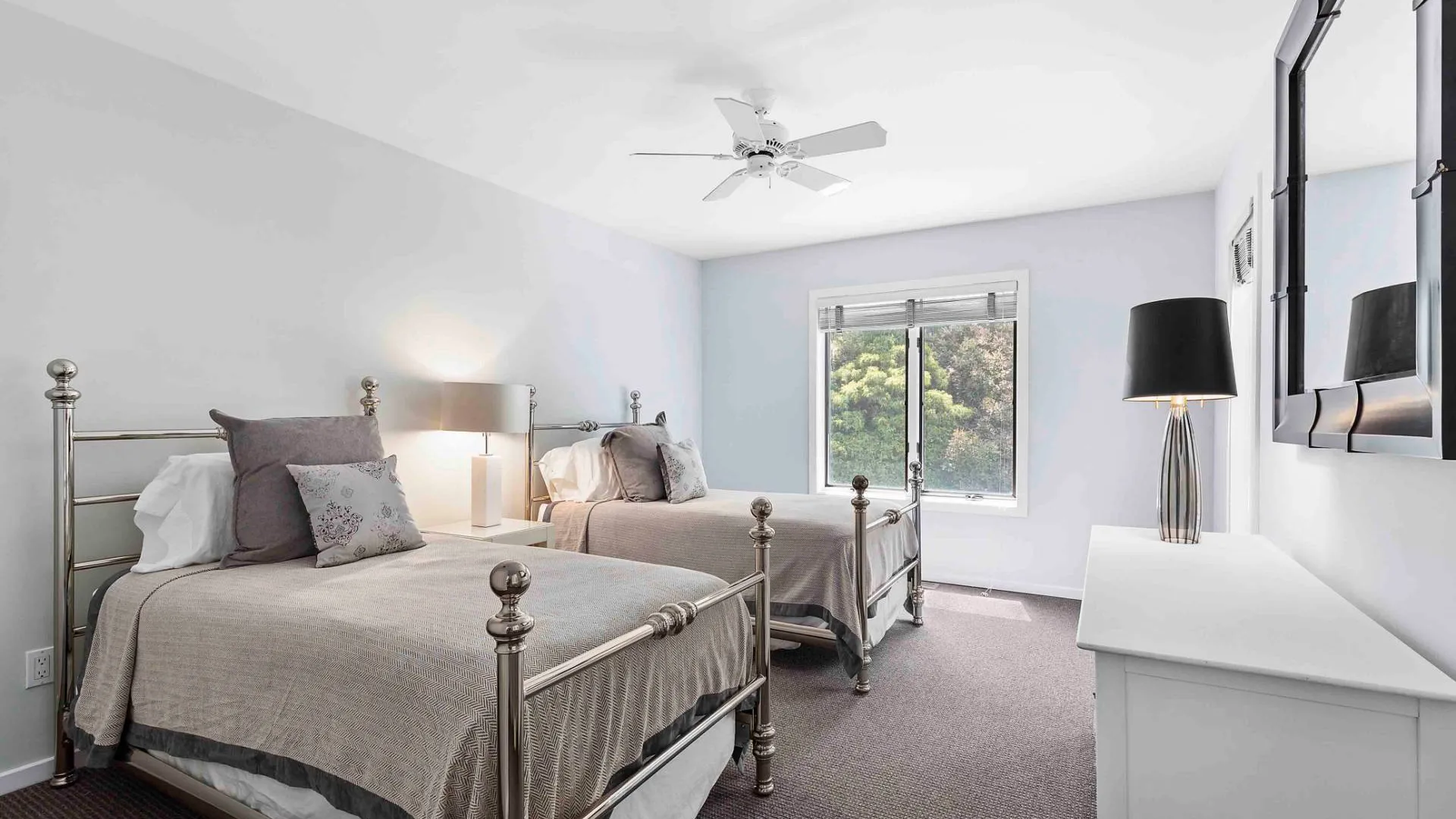 Property at 3 Acorn Path, Quogue, NY 11959 16