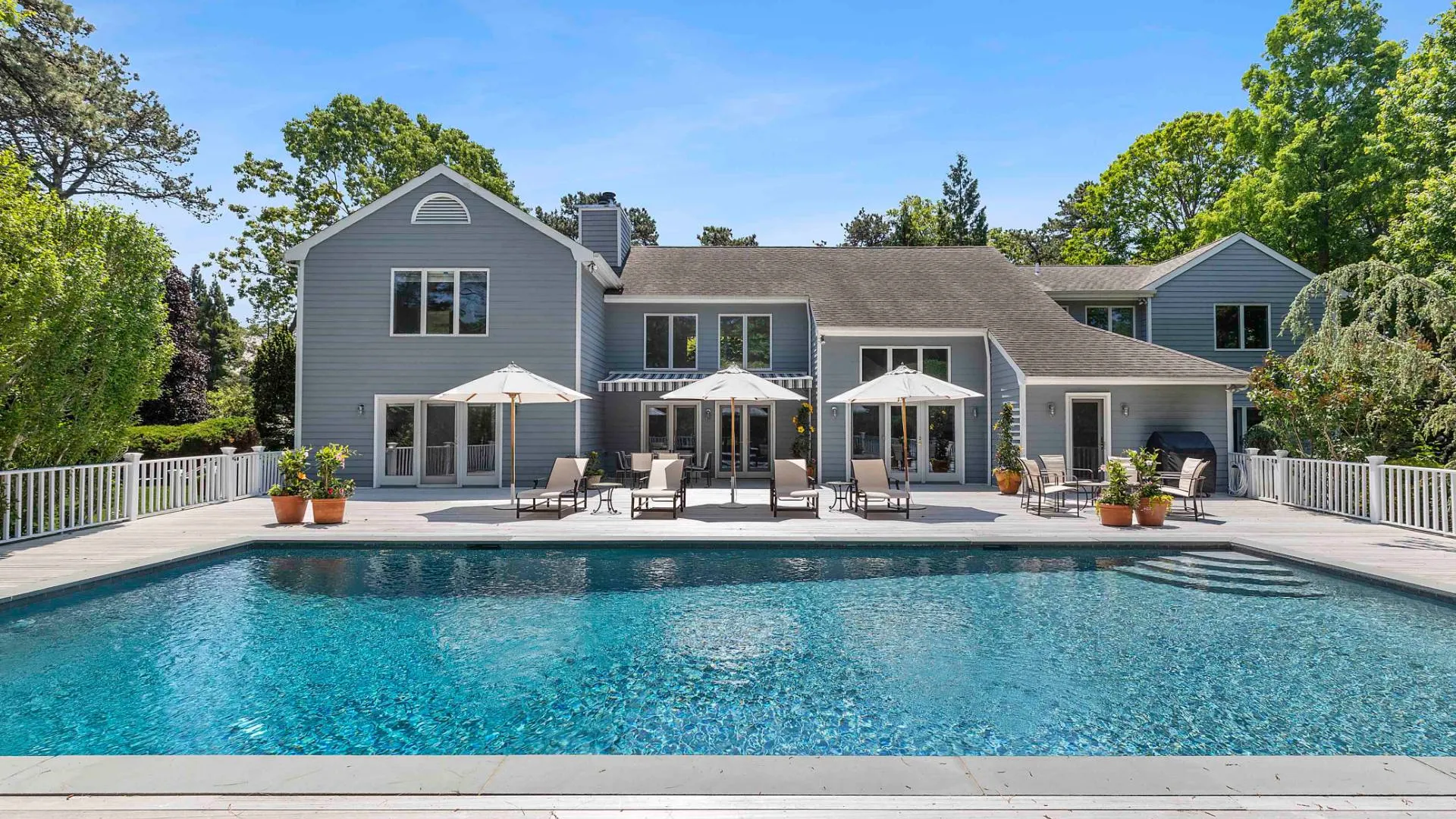 Property at 3 Acorn Path, Quogue, NY 11959 2