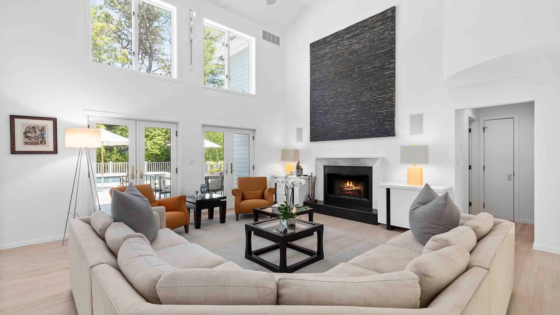 Property at 3 Acorn Path, Quogue, NY 11959 5