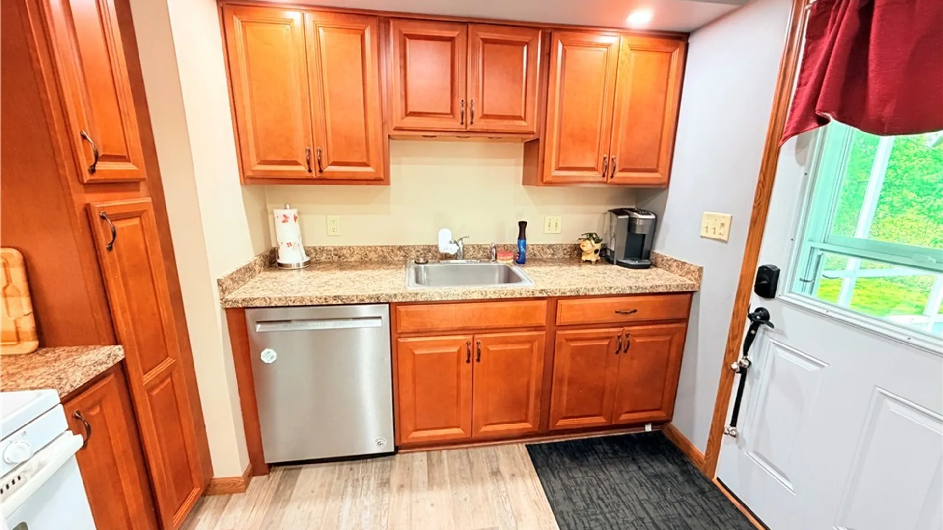 Property at 3930 Taylor Road, Orchard Park, NY 14127 3