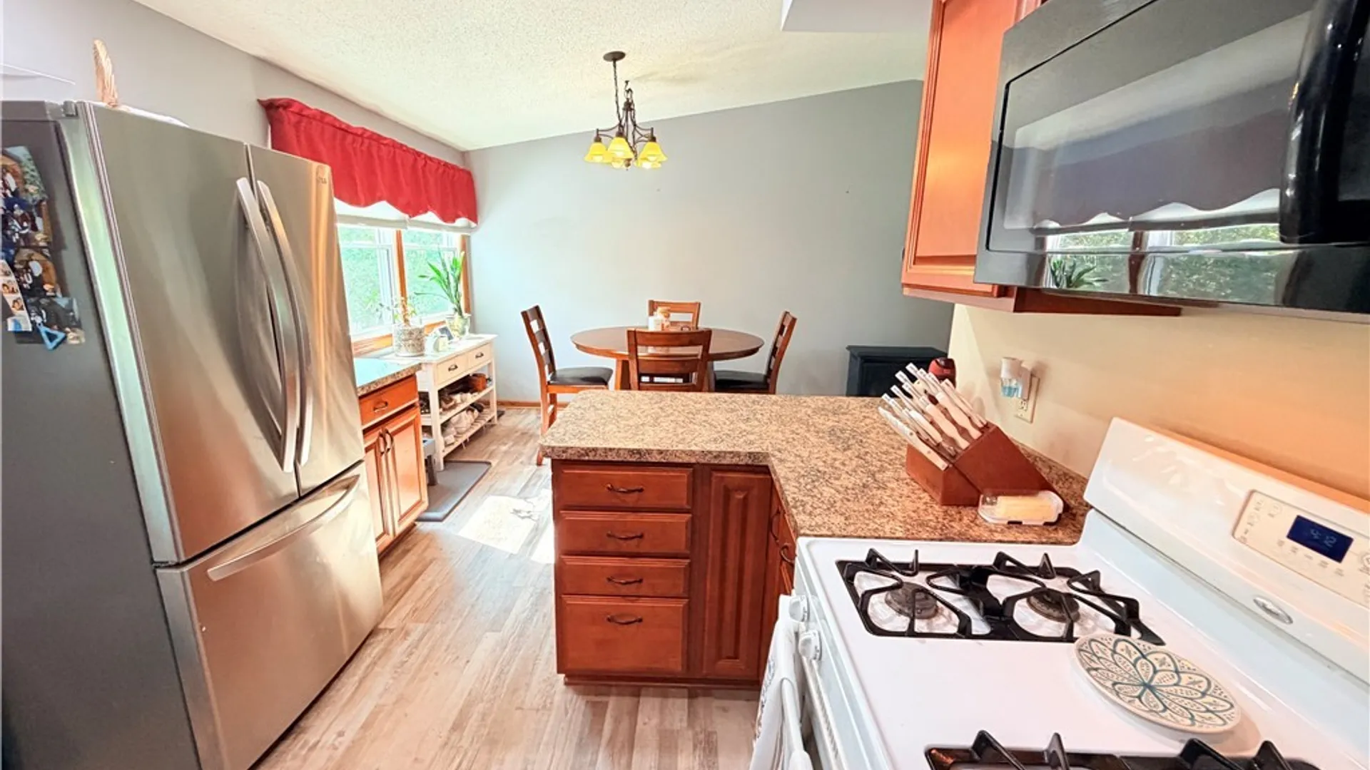 Property at 3930 Taylor Road, Orchard Park, NY 14127 6