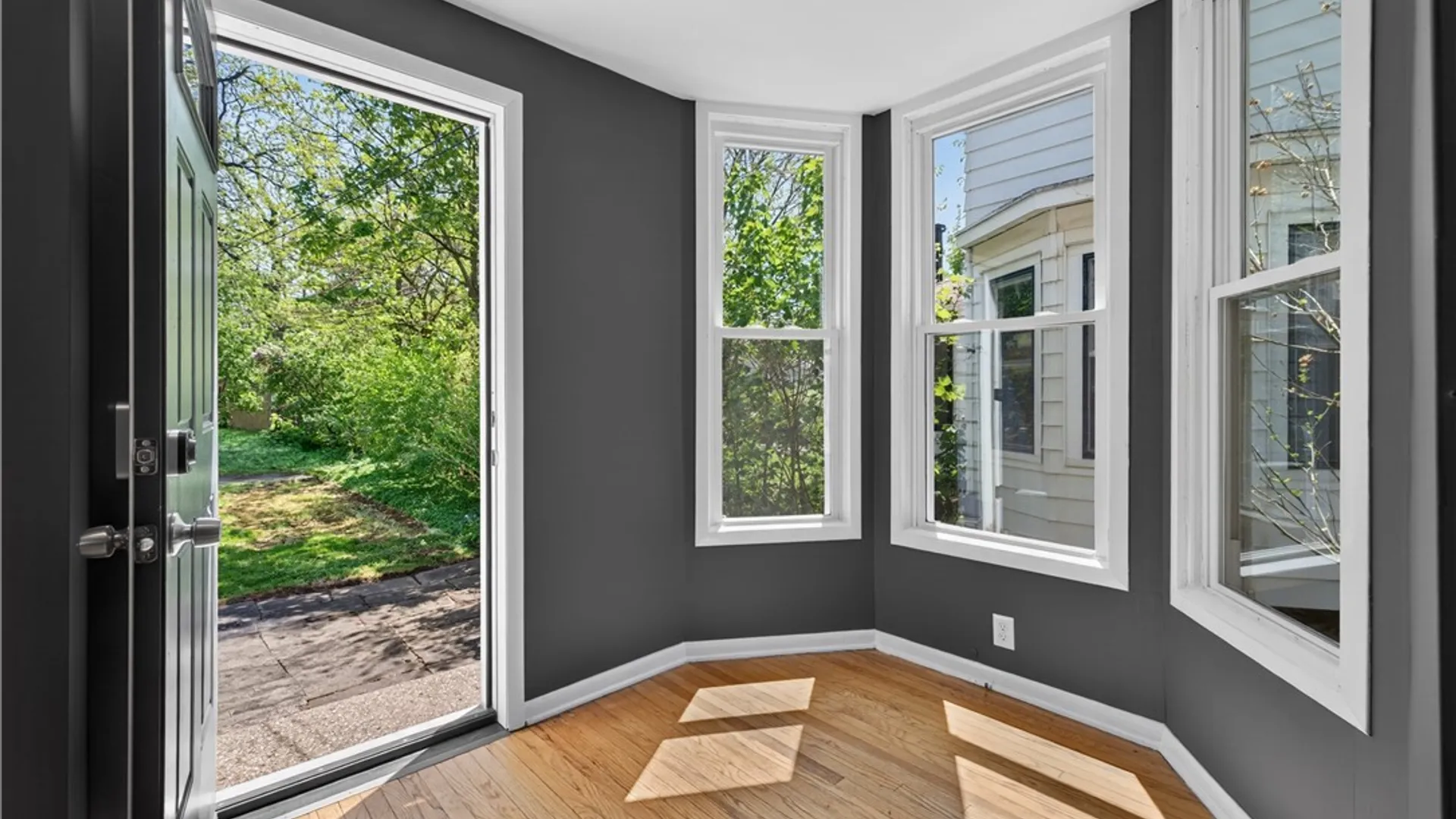 Property at 373 Woodward Avenue, Buffalo, NY 14214 26