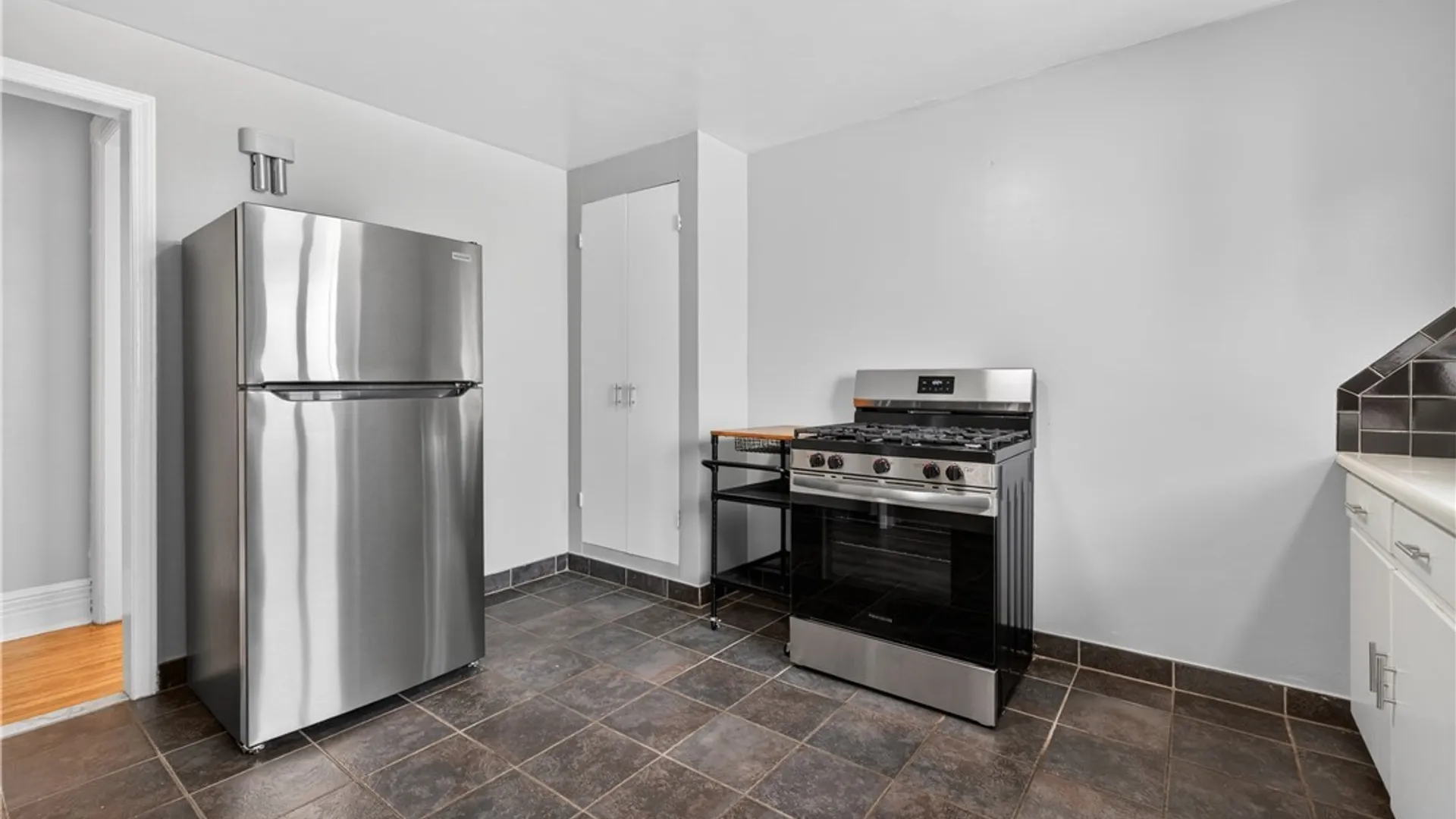 Property at 373 Woodward Avenue, Buffalo, NY 14214 30