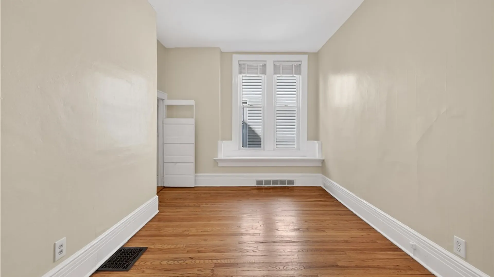 Property at 373 Woodward Avenue, Buffalo, NY 14214 33