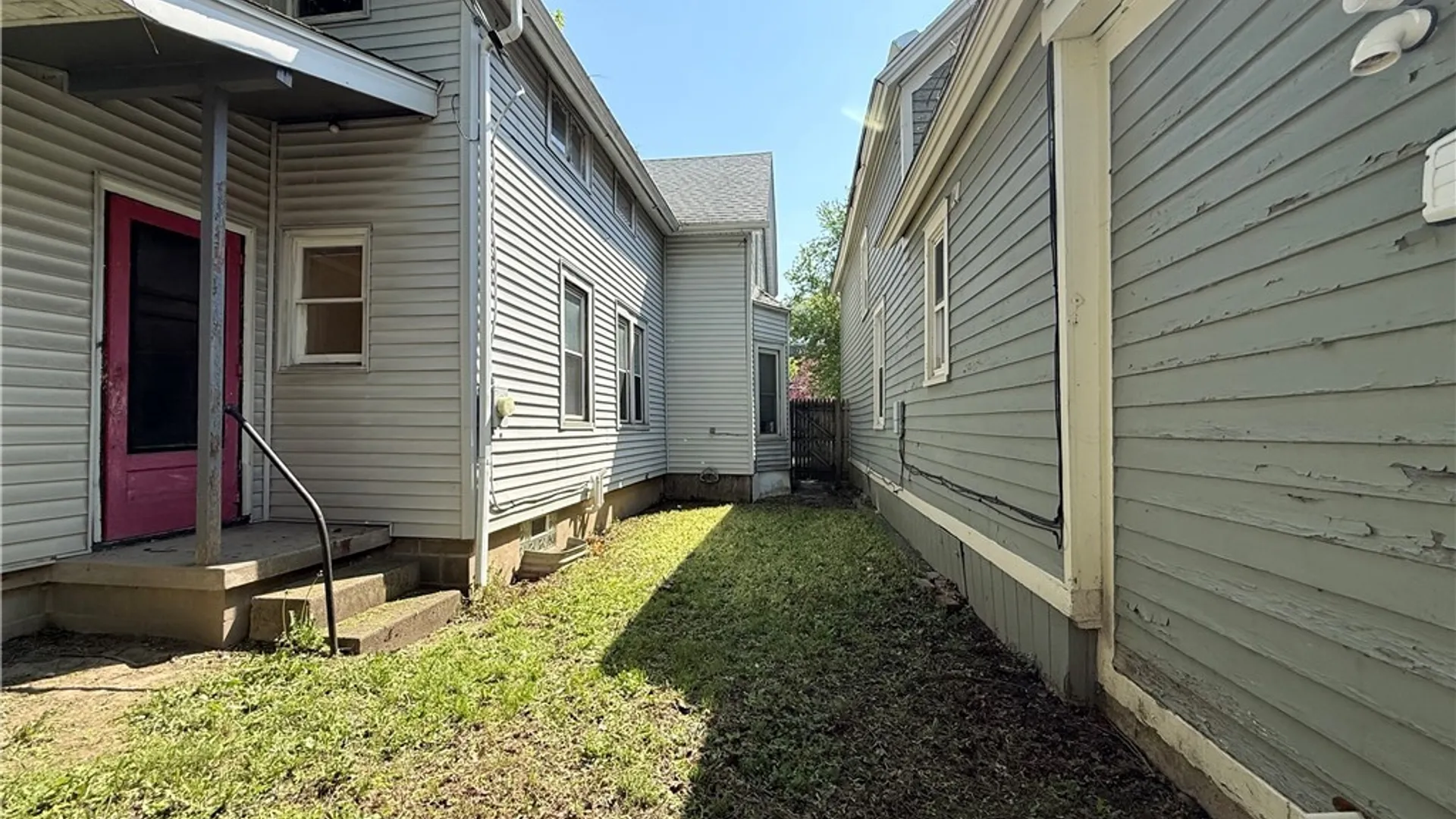 Property at 50 Abbottsford Place, Buffalo, NY 14213 28