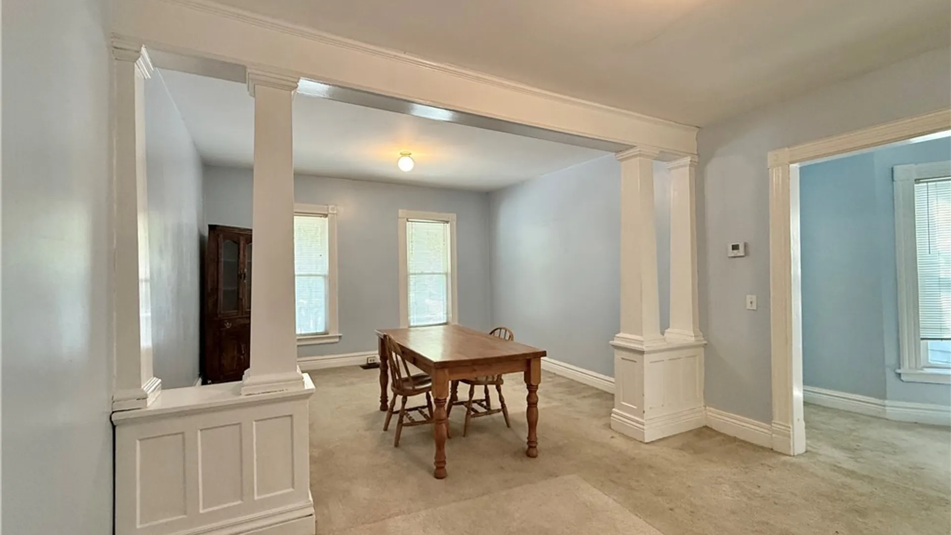 Property at 50 Abbottsford Place, Buffalo, NY 14213 8