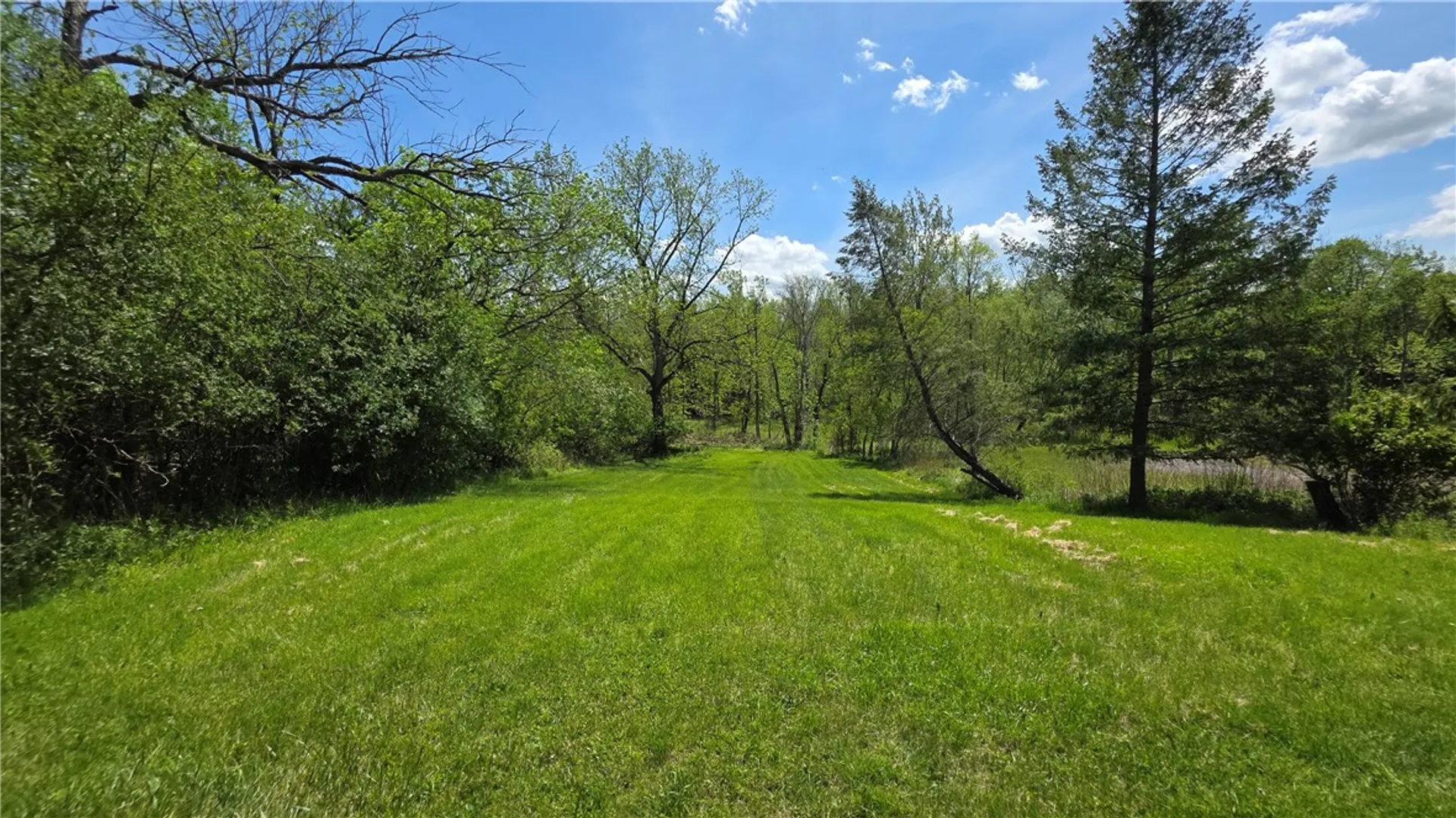 Property at 6427 State Route 96, Victor, NY 14564 15
