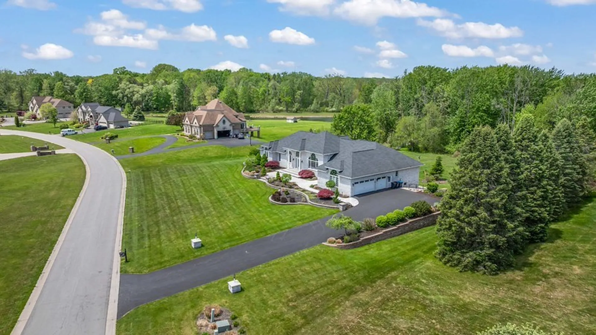 Property at 31 Stablegate Drive, Penfield, NY 14580 39