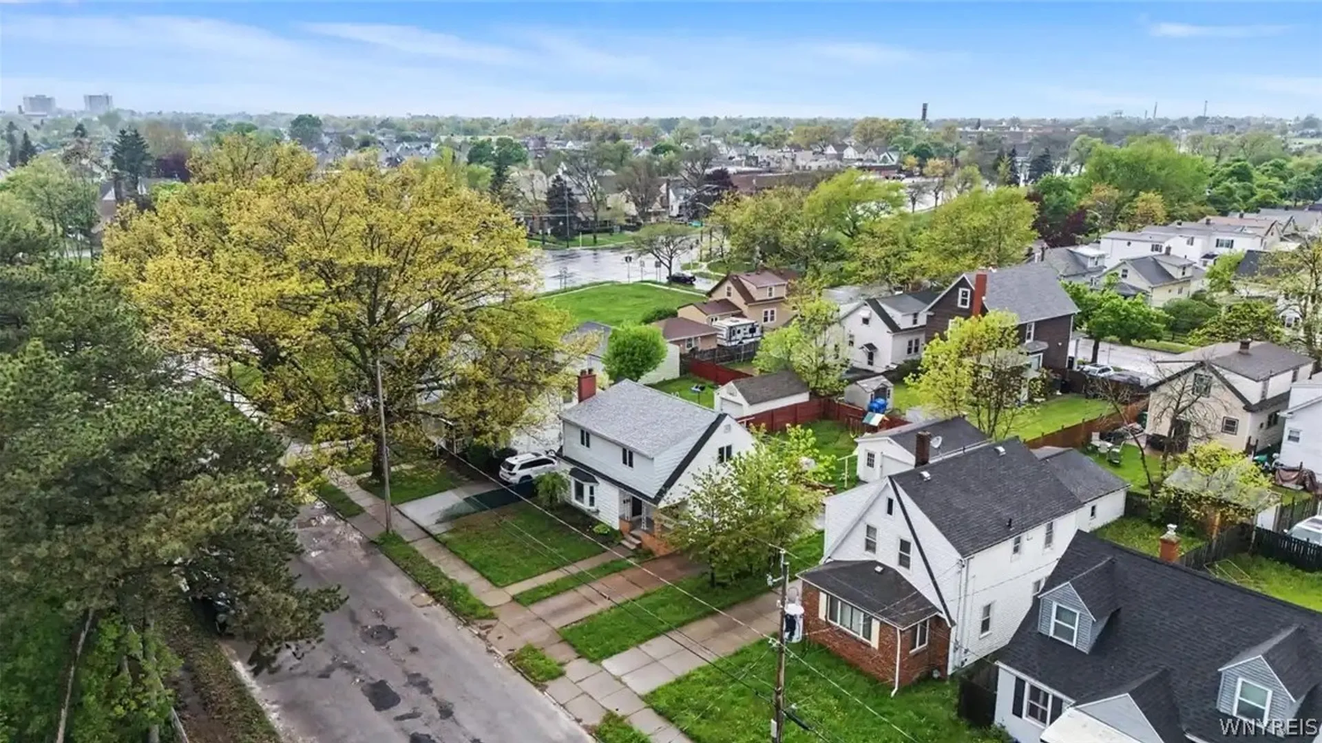 Property at 3520 Chapin Avenue, Niagara Falls, NY 14301 11