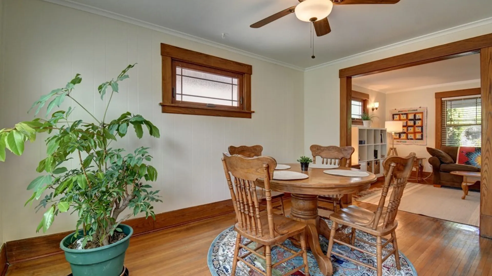 Property at 127 E Hazeltine Avenue, Tonawanda, NY 14217 12