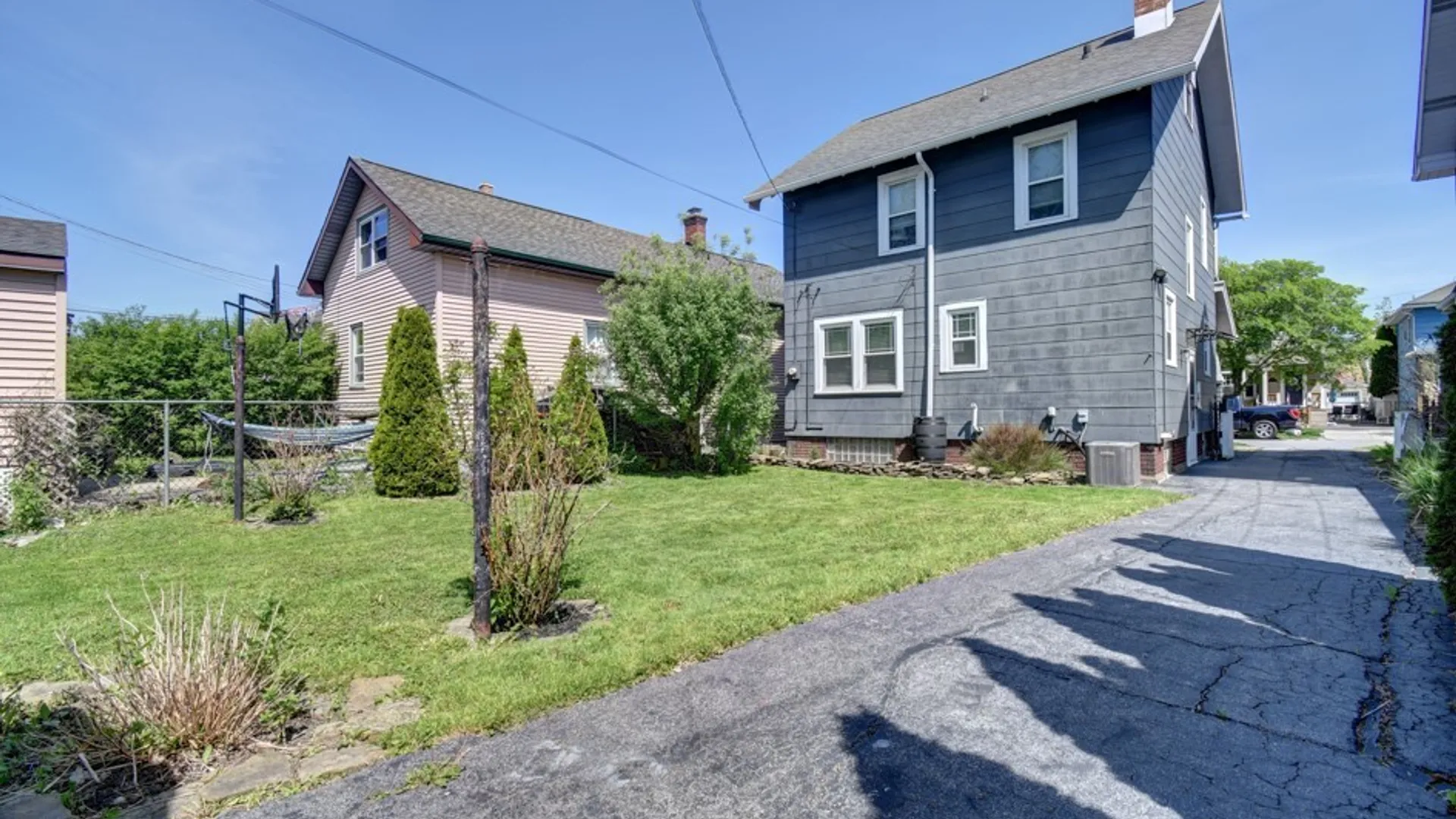 Property at 127 E Hazeltine Avenue, Tonawanda, NY 14217 34