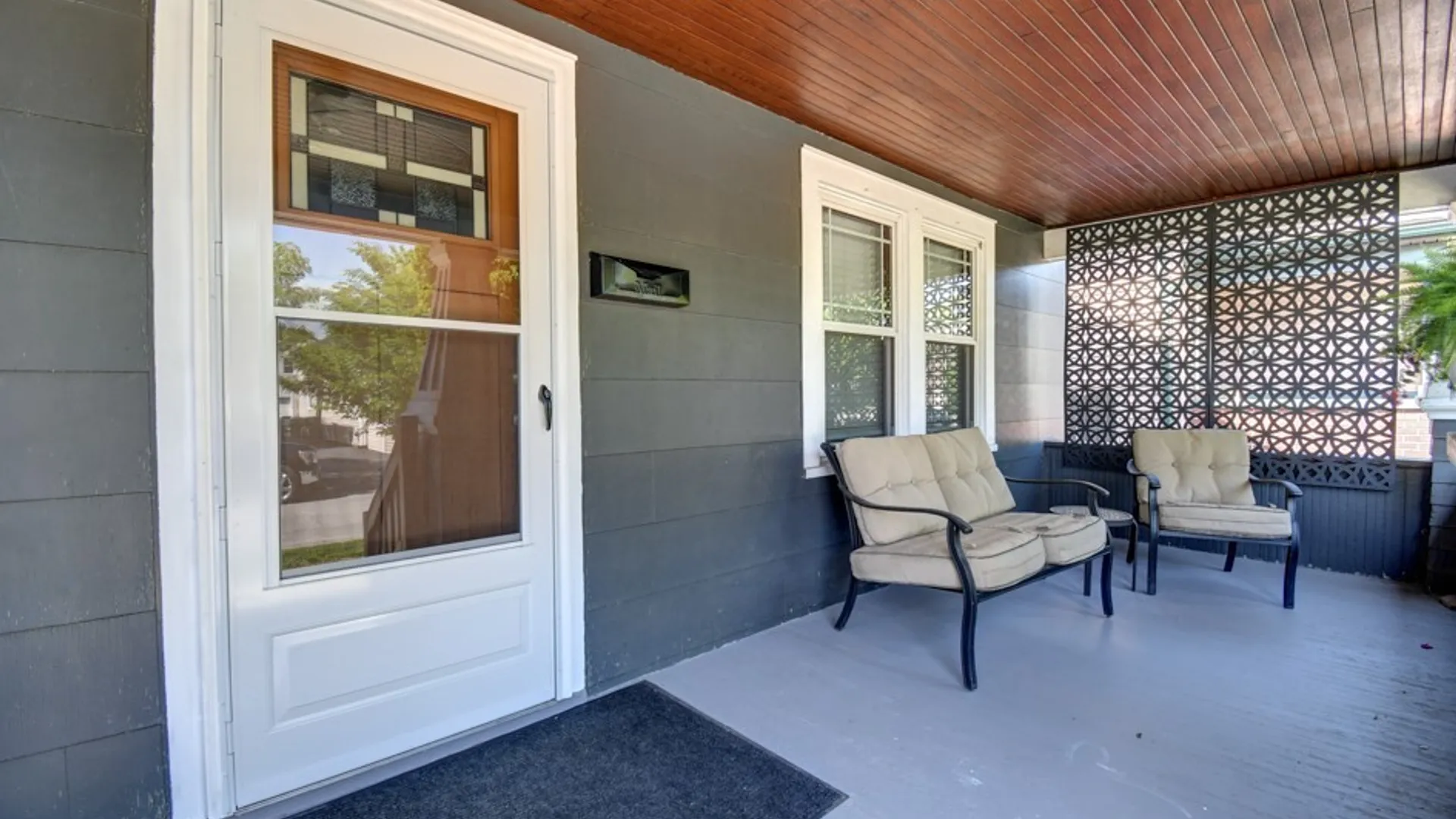 Property at 127 E Hazeltine Avenue, Tonawanda, NY 14217 4