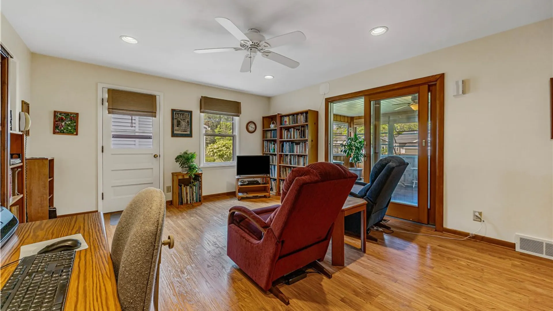 Property at 16 Hawley Drive, Webster, NY 14580 18
