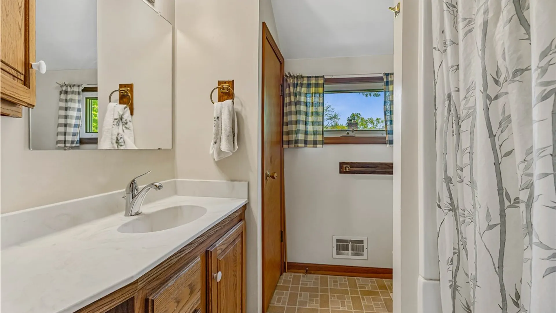 Property at 16 Hawley Drive, Webster, NY 14580 34
