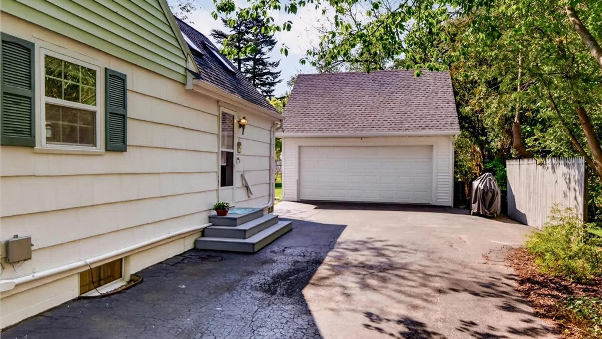 Property at 531 Rondo Lane, Webster, NY 14580 39