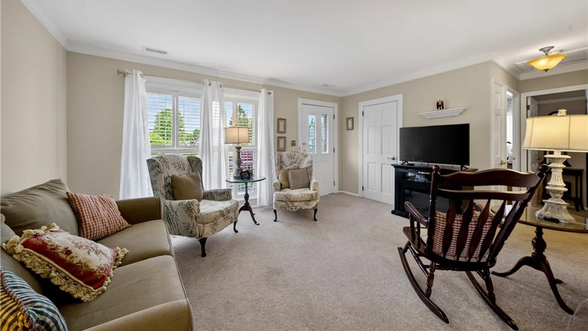 Property at 7856 Orion Path, Clay, NY 13090 6