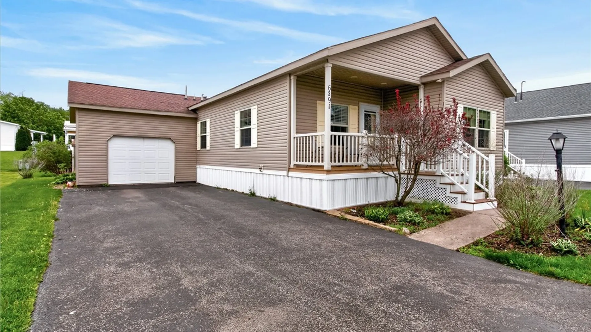 Property at 6291 Lambert Street, Victor, NY 14564 4