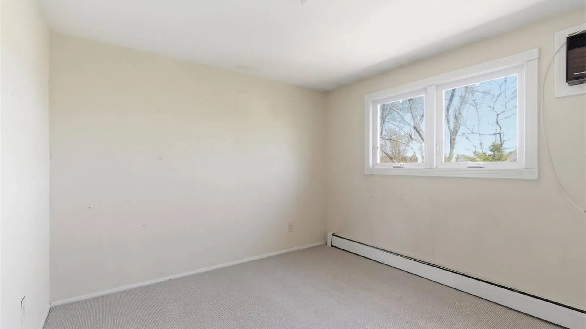 Property at 3 Rocket Court, Selden, NY 11784 24