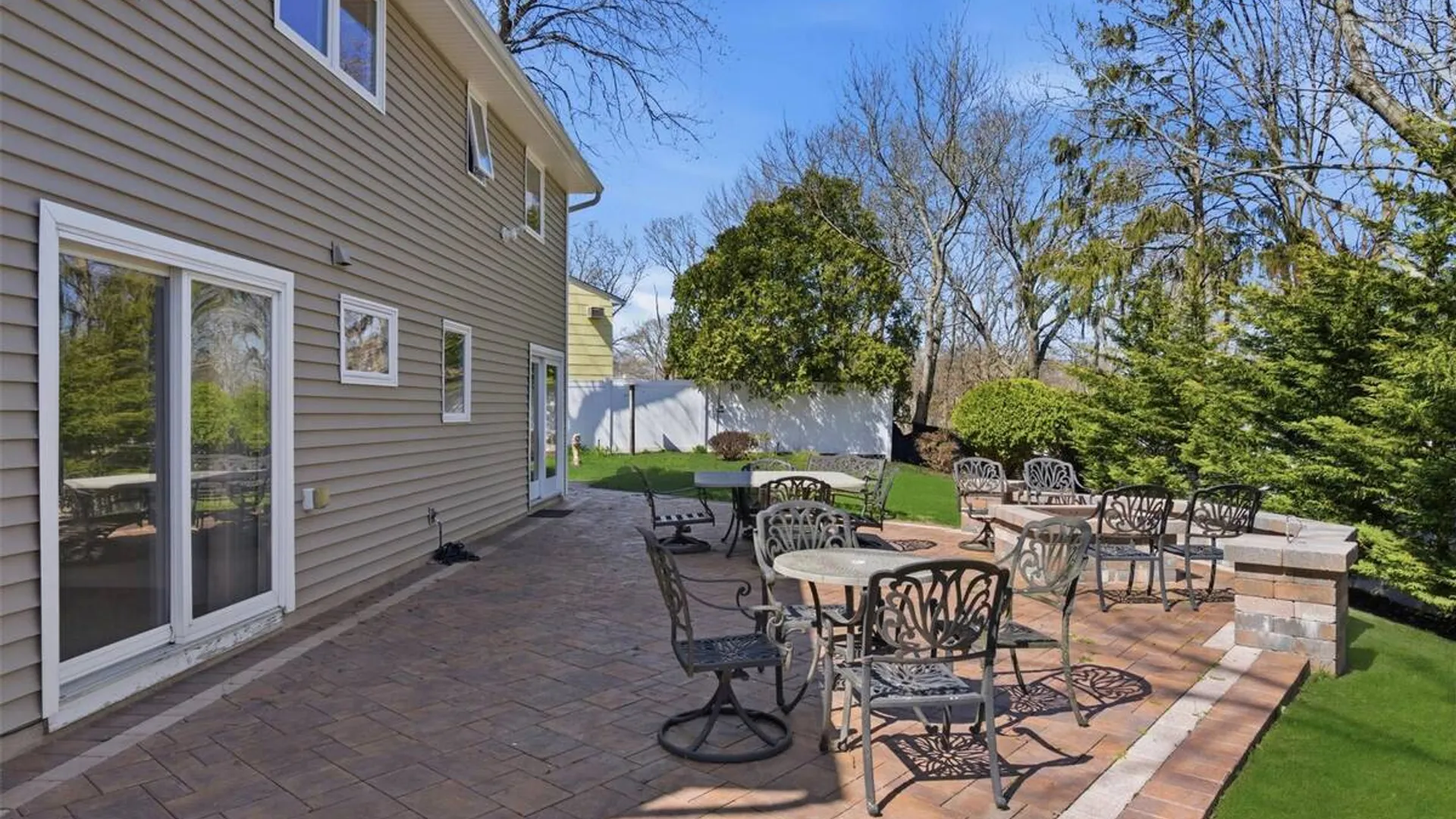 Property at 3 Rocket Court, Selden, NY 11784 28
