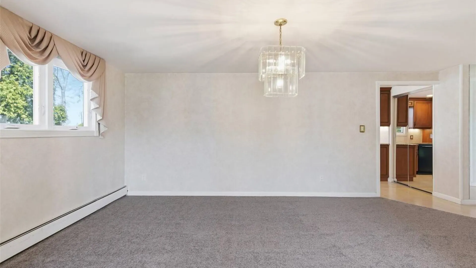 Property at 3 Rocket Court, Selden, NY 11784 7