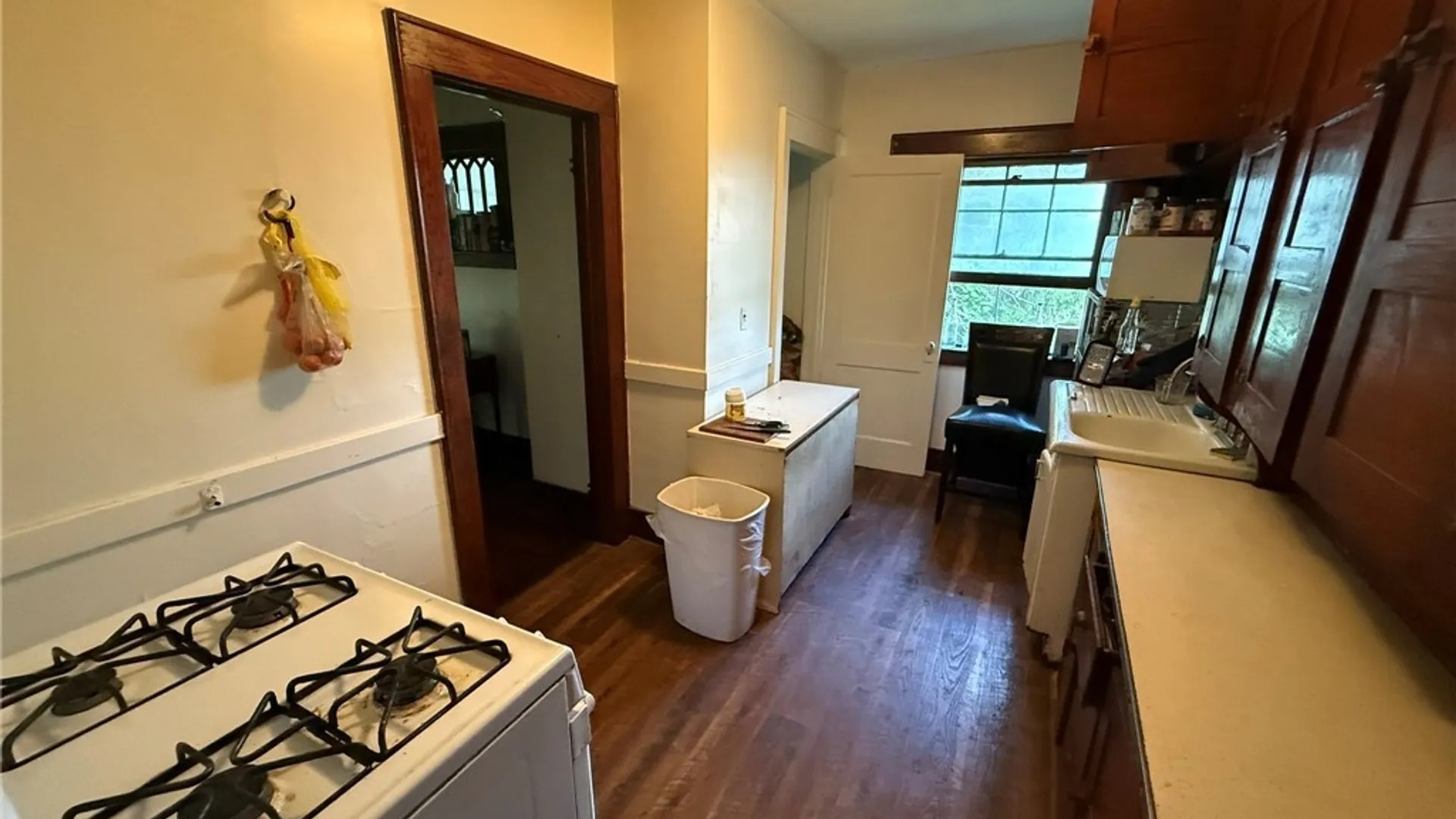 Property at 410 Emerson Avenue, Syracuse, NY 13204 22