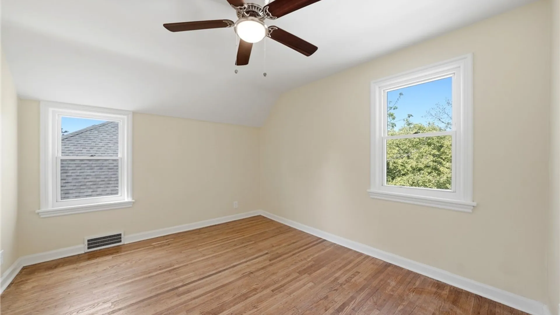 Property at 24 Irving, Tonawanda, NY 14223 22
