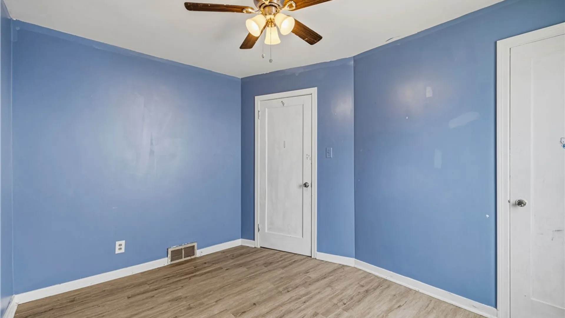 Property at 237 75th Street, Niagara Falls, NY 14304 8
