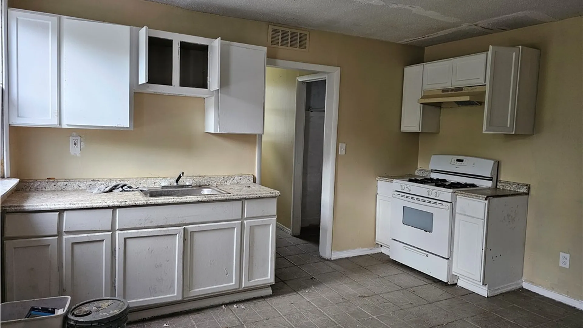 Property at 1017 Bleecker Street, Utica, NY 13501 43