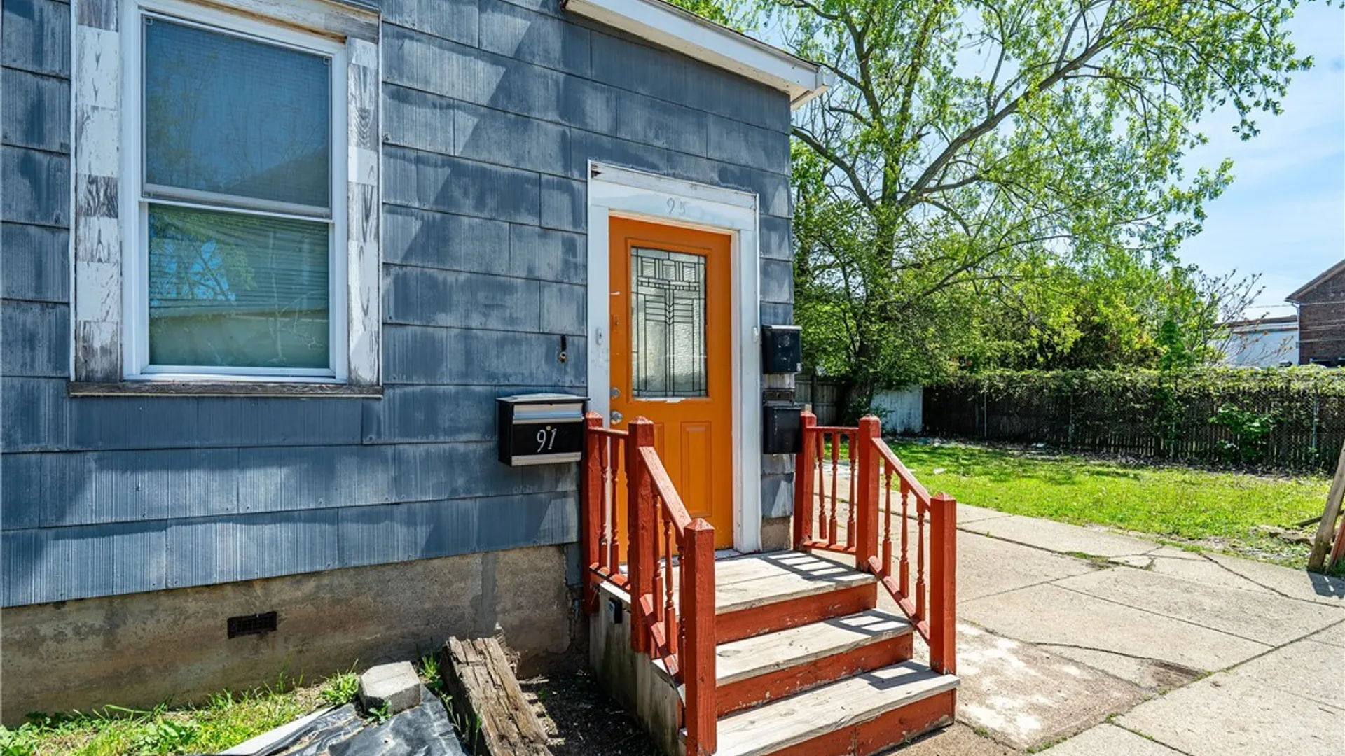 Property at 95 10th Street, Buffalo, NY 14201 3