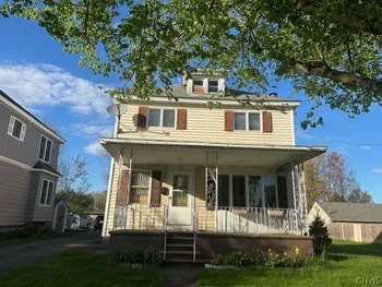 Property at 722 w court, Rome, NY 13440