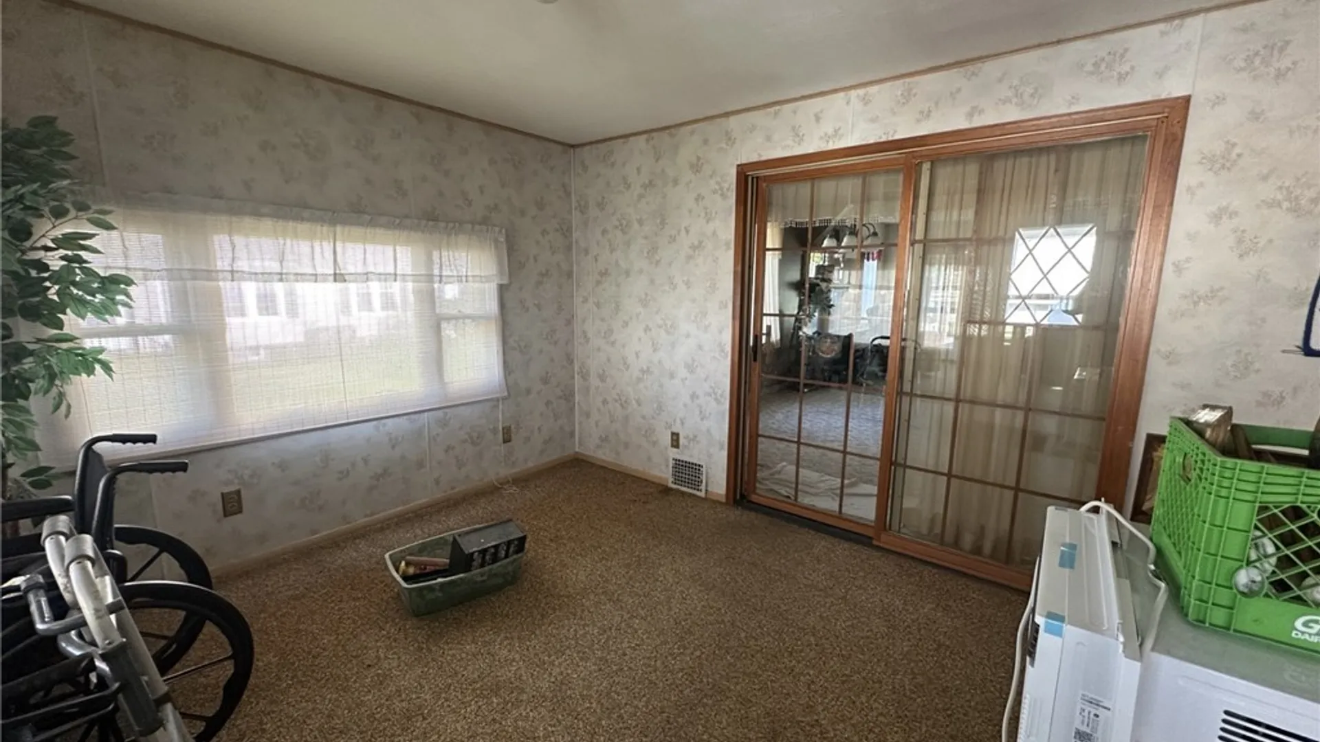 Property at 722 w court, Rome, NY 13440 7