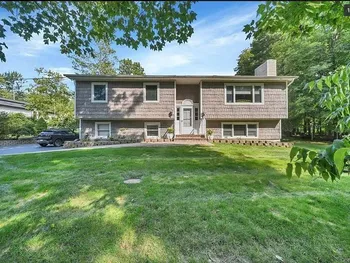 Property at 435 Schunnemunk Rd, Highland Mills, NY 10930