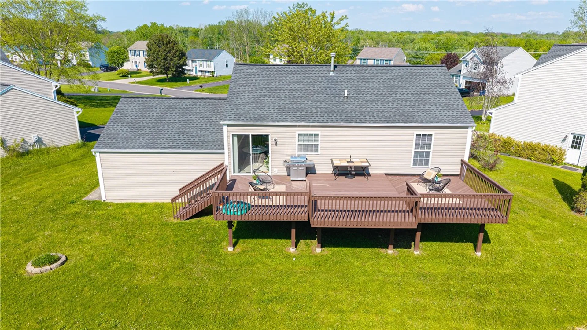 Property at 3217 Holly Crescent, Macedon, NY 14502 37