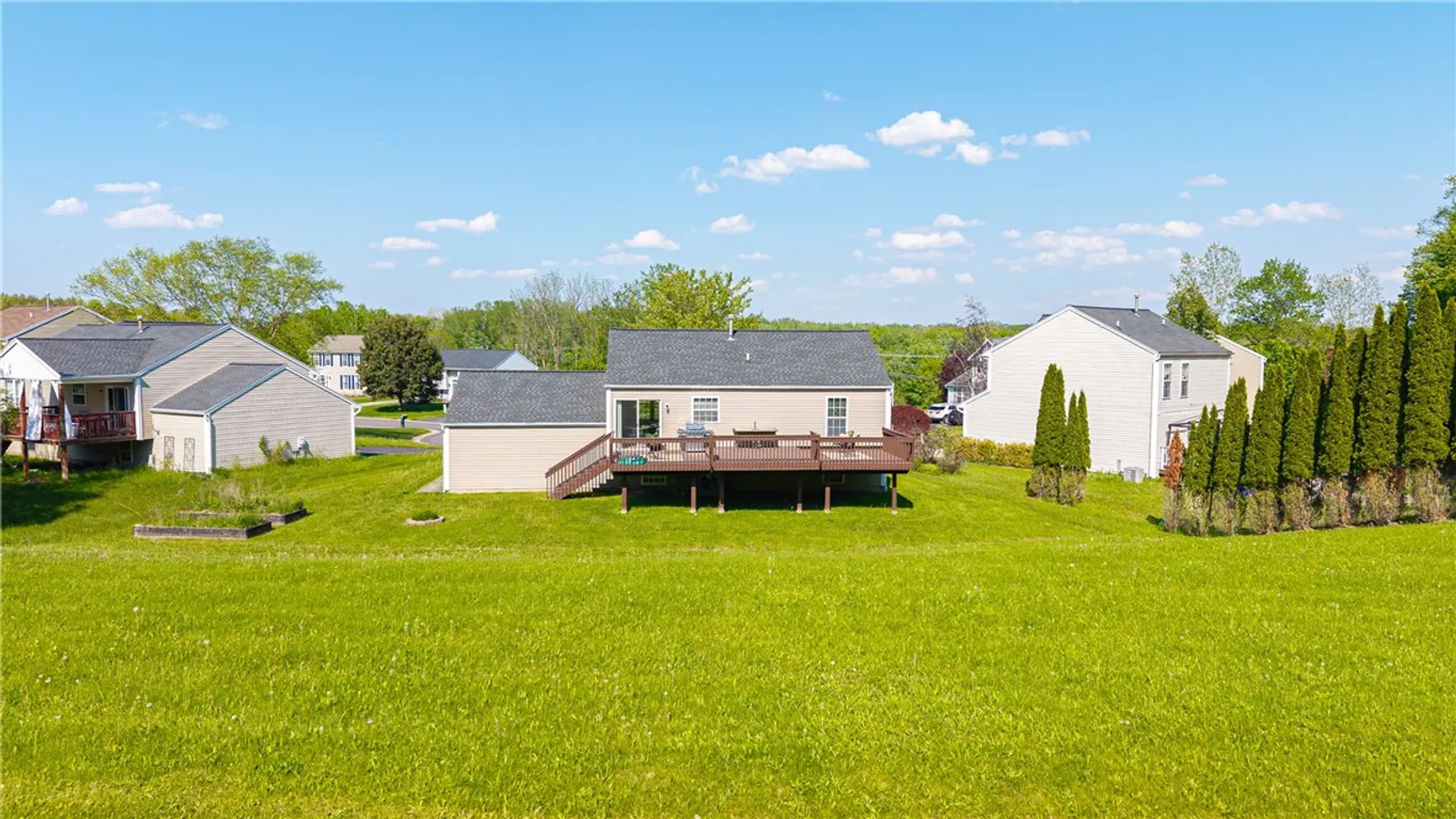 Property at 3217 Holly Crescent, Macedon, NY 14502 38