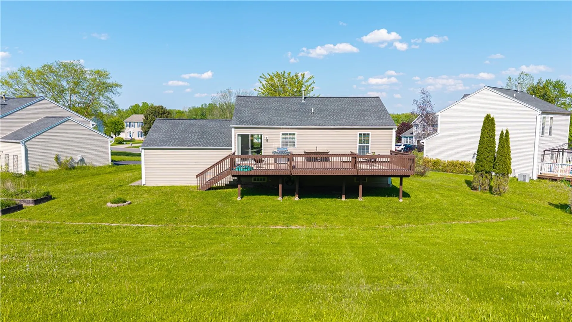 Property at 3217 Holly Crescent, Macedon, NY 14502 39