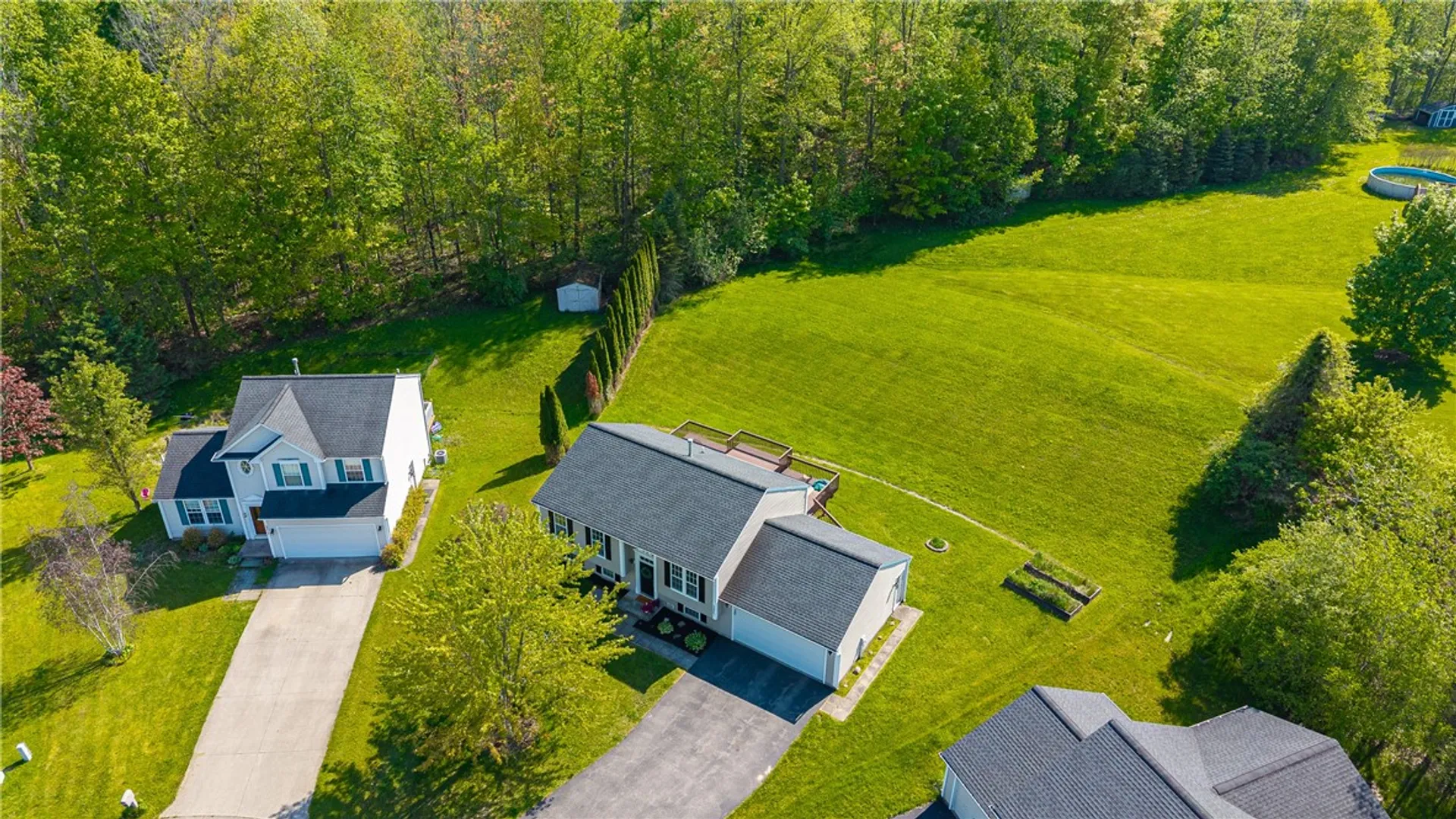 Property at 3217 Holly Crescent, Macedon, NY 14502 40