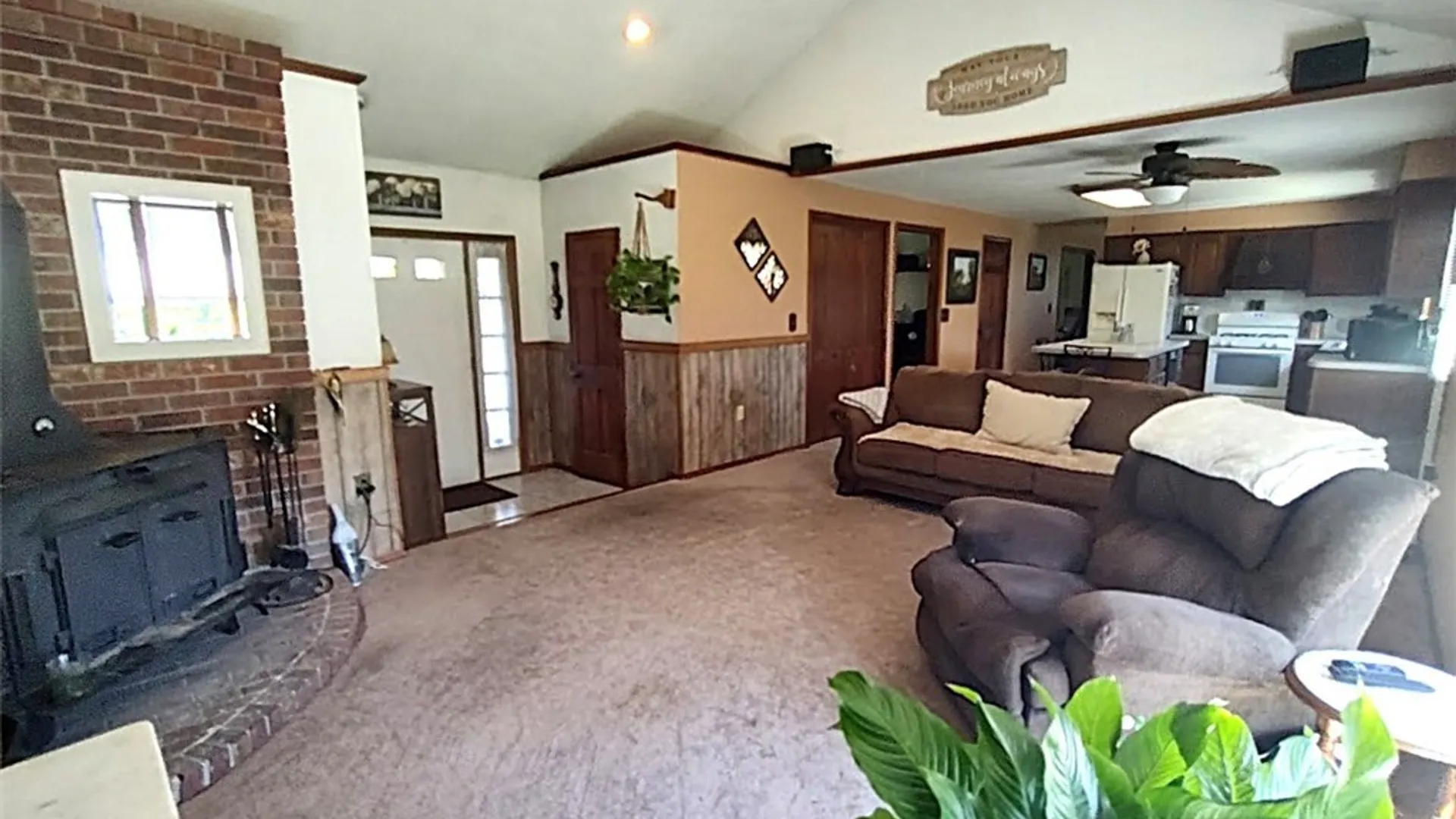 Property at 6275 Eckhardt Road, Hamburg, NY 14085 11