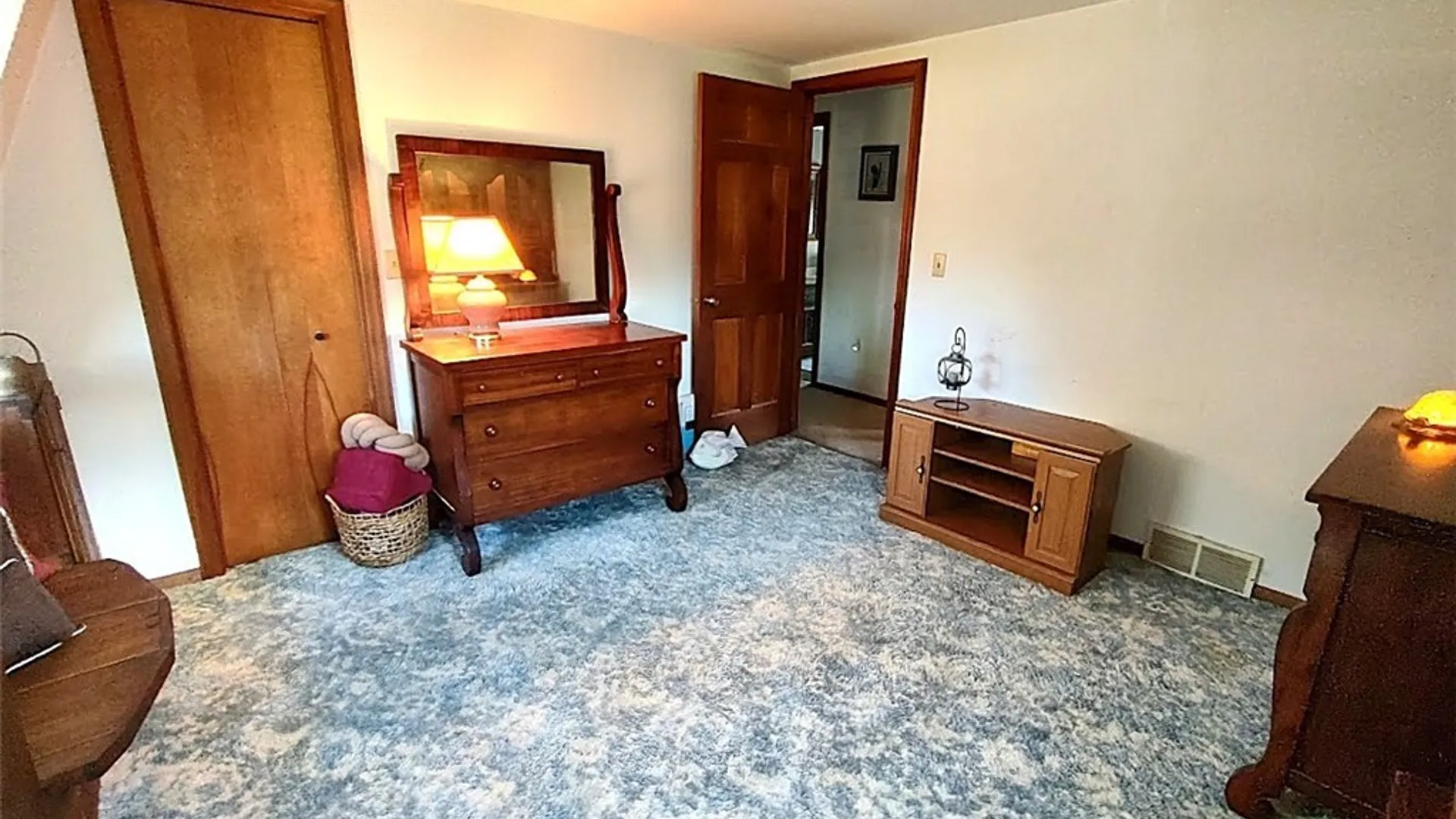 Property at 6275 Eckhardt Road, Hamburg, NY 14085 26