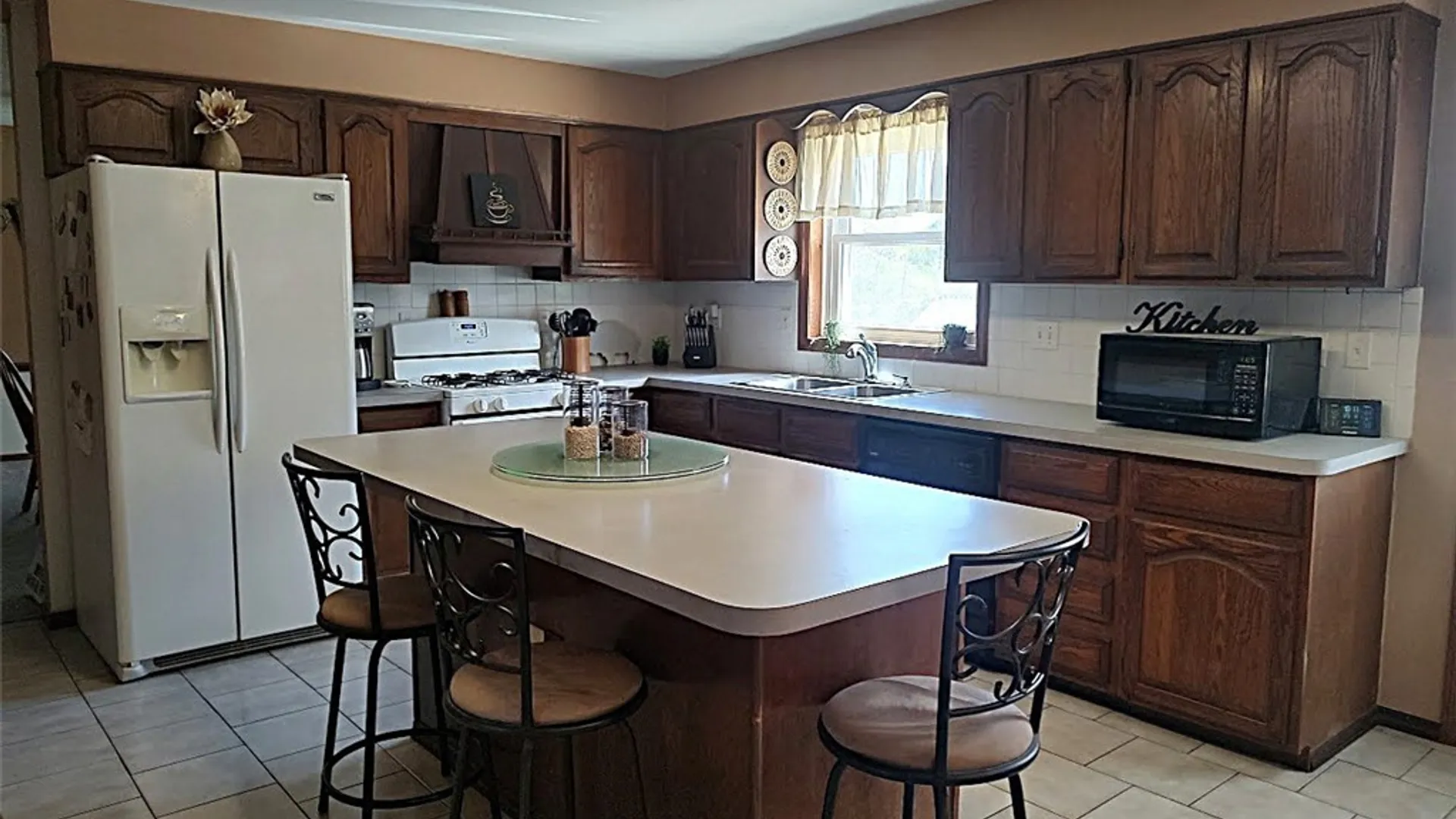 Property at 6275 Eckhardt Road, Hamburg, NY 14085 6