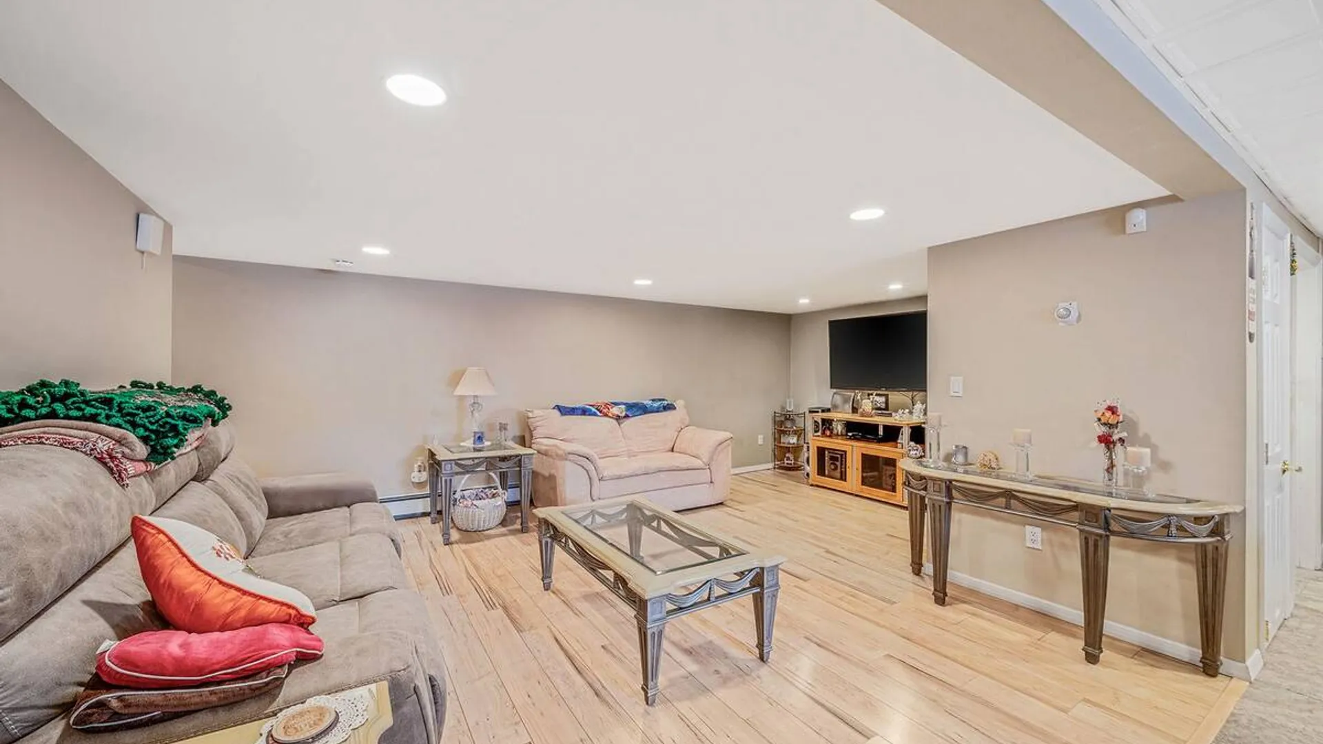 Property at 159 Shady Lane, Smithtown, NY 11787 21