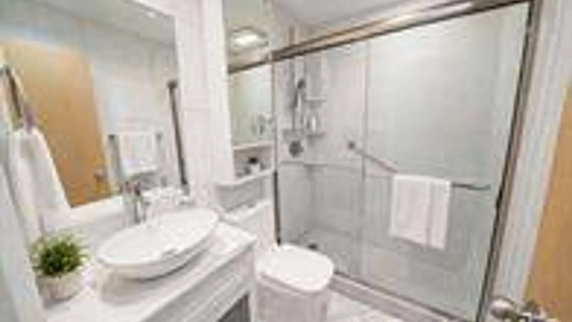 Property at 100 Anderson Ave, North Babylon, NY 11703 24