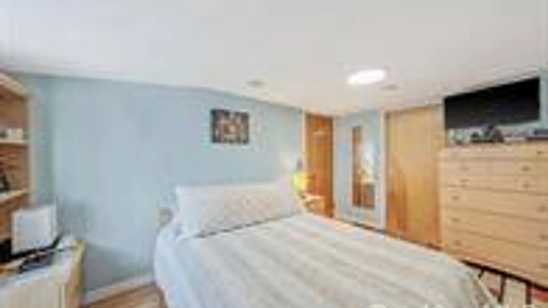 Property at 100 Anderson Ave, North Babylon, NY 11703 35