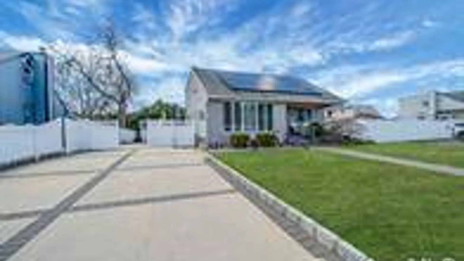 Property at 100 Anderson Ave, North Babylon, NY 11703 41