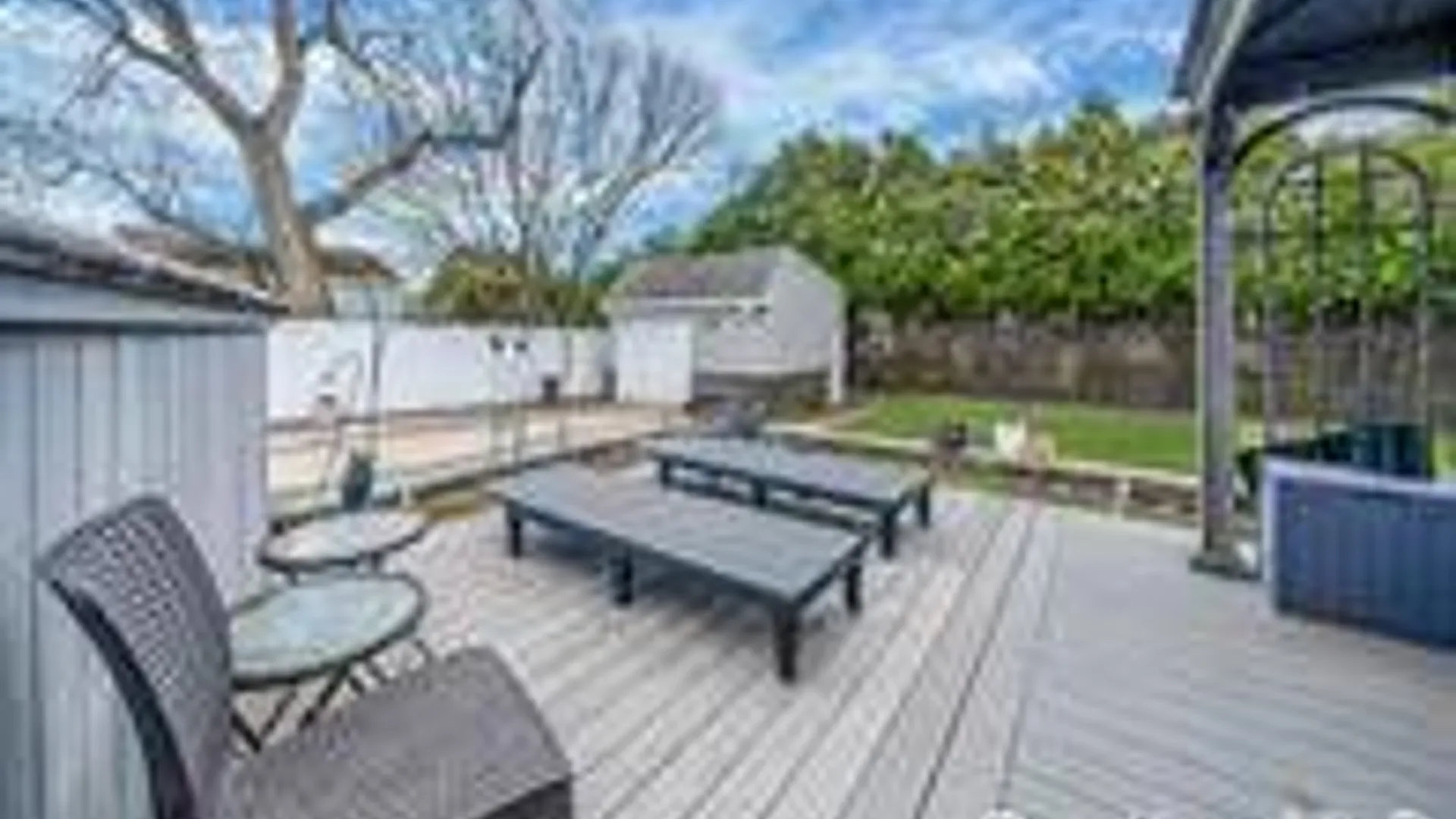 Property at 100 Anderson Ave, North Babylon, NY 11703 8