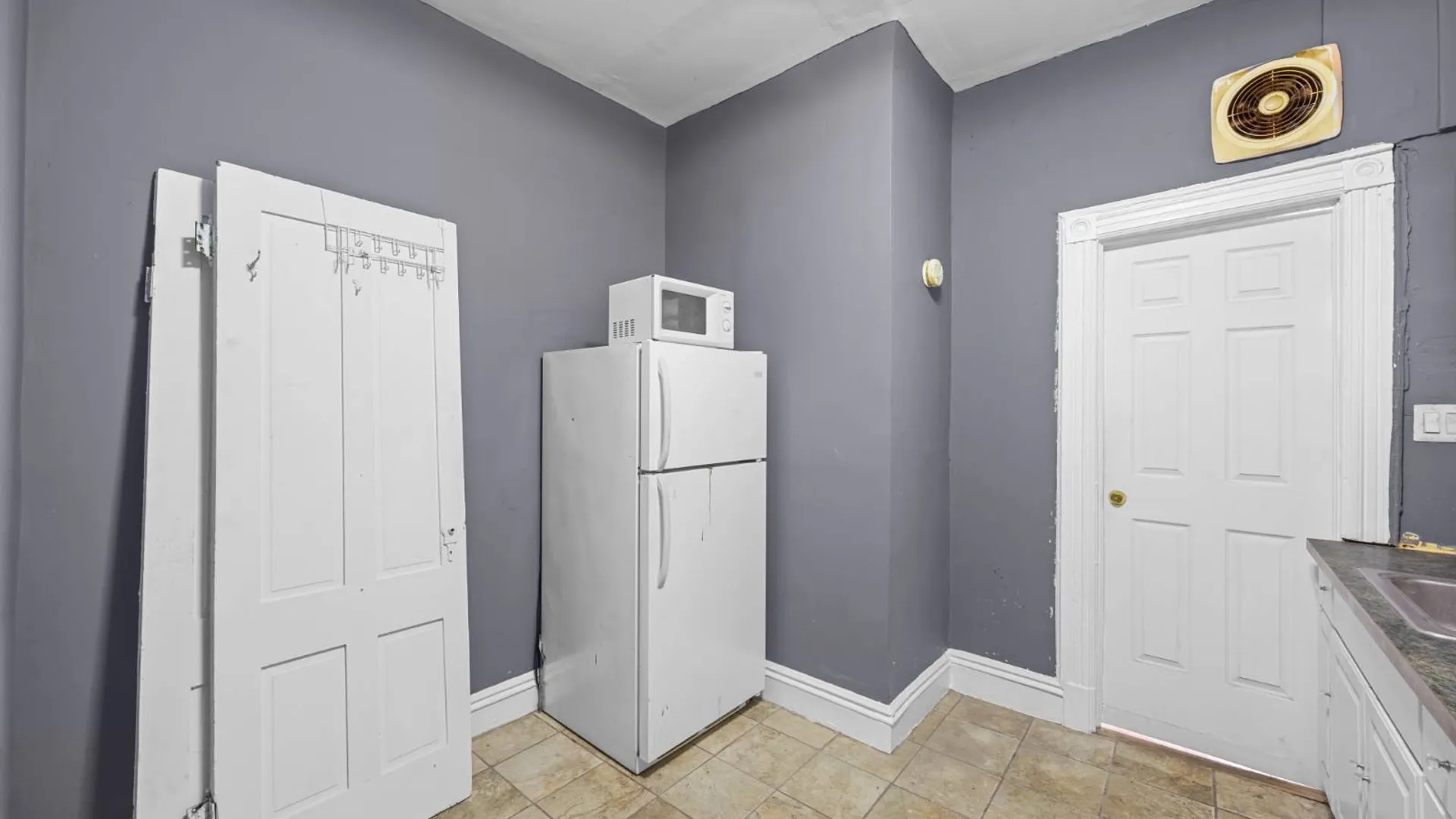 Property at 487 Hancock Street, New York, NY 11233 21