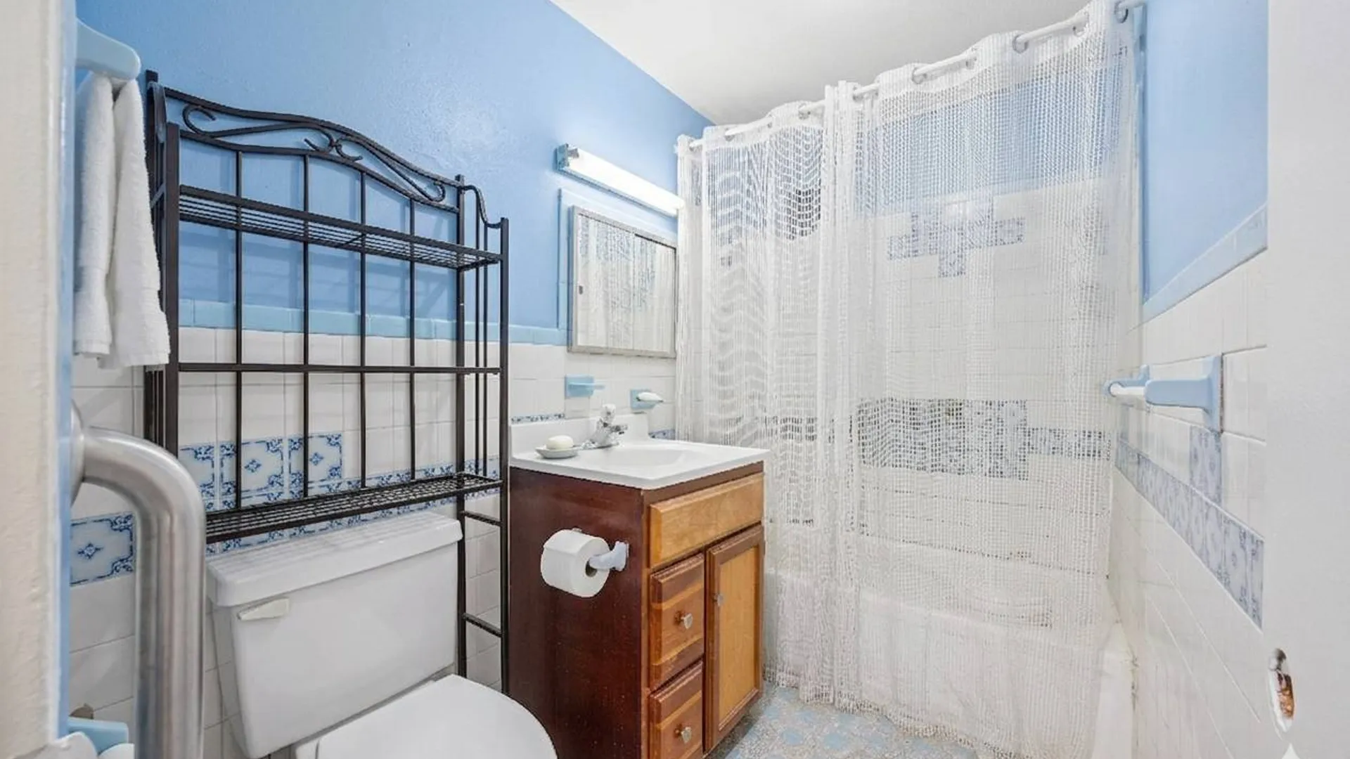 Property at 487 Hancock Street, New York, NY 11233 9