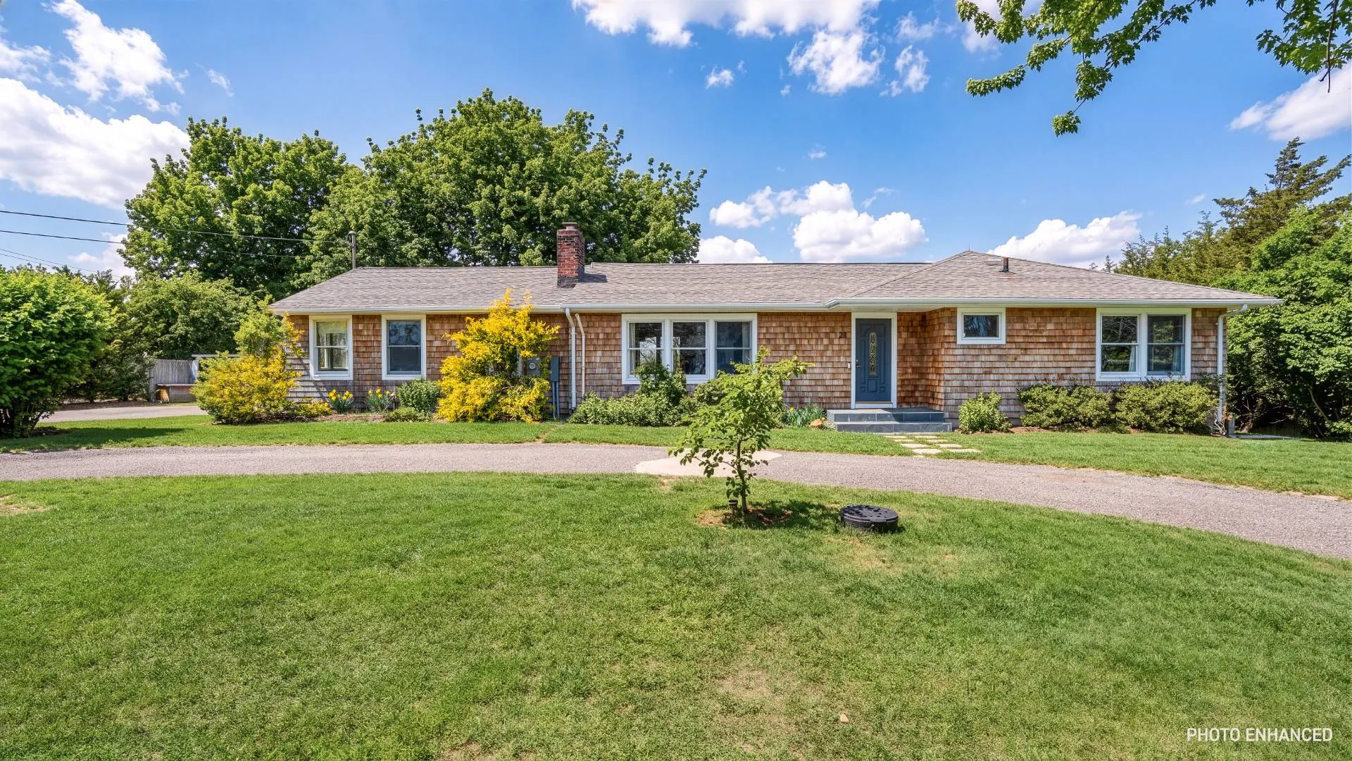Property at 21 OVERLOOK DR, Southampton, NY 11968 2
