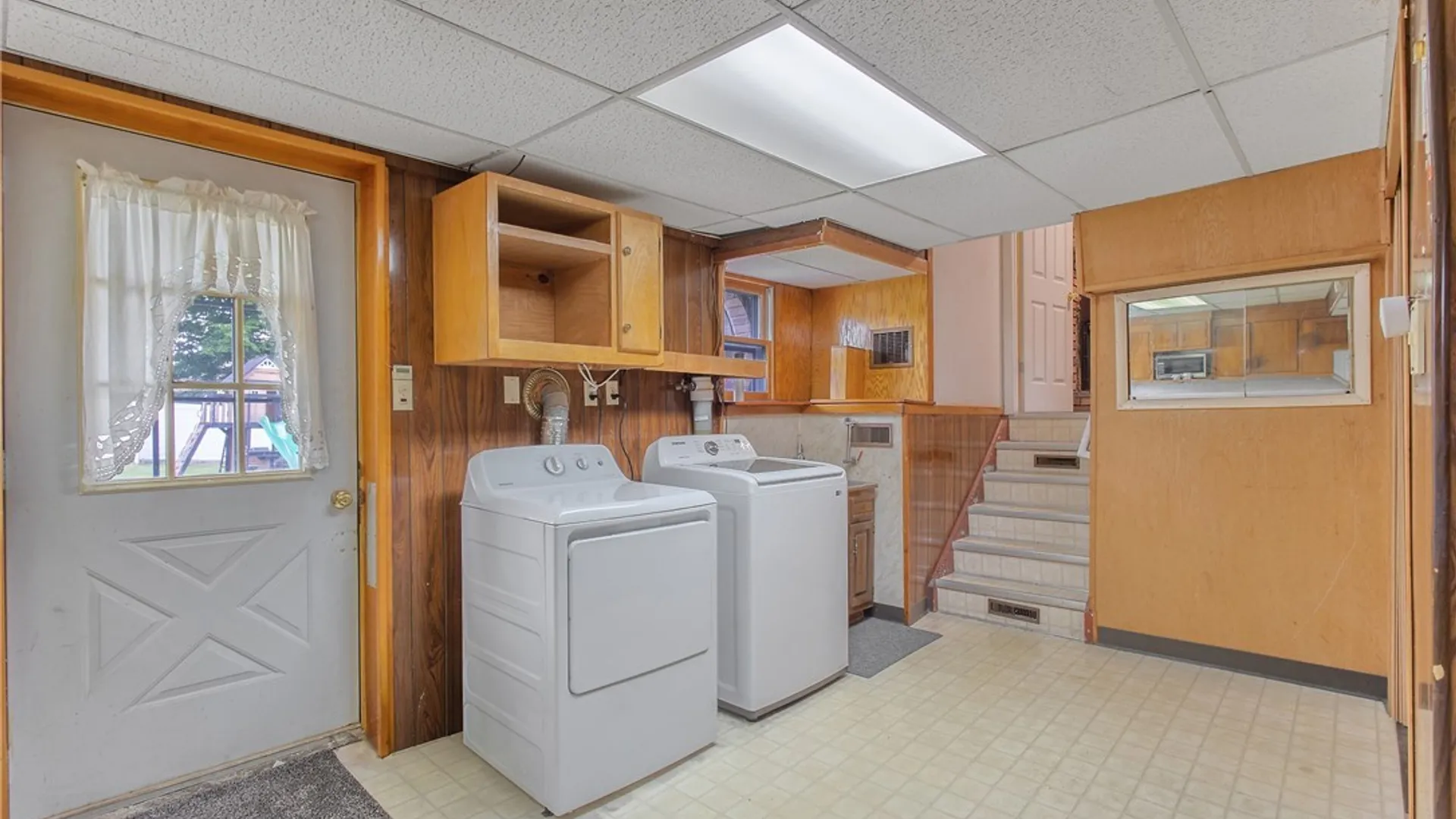 Property at 7 Devon Place, Camillus, NY 13031 29