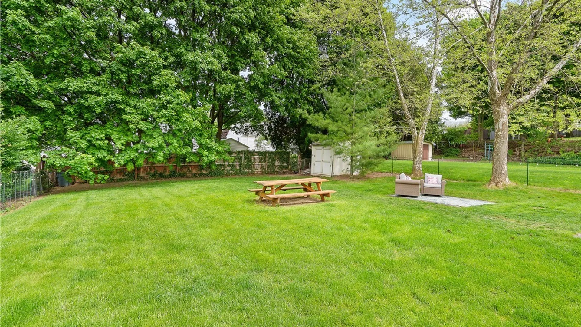 Property at 119 Fairwood Drive, Camillus, NY 13219 30