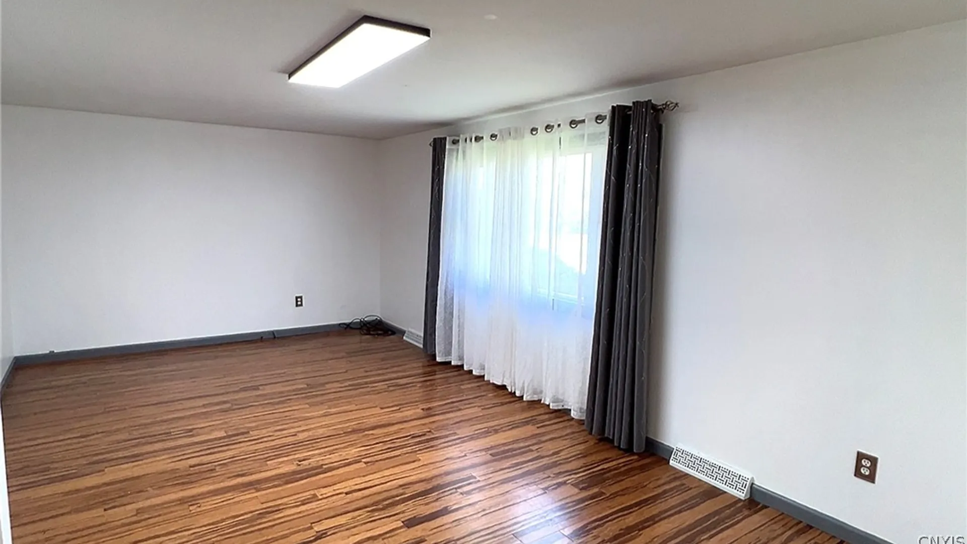 Property at 7 E Rouen, Cheektowaga, NY 14227 17